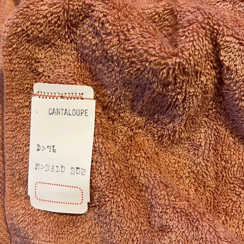 Vintage Diane Von Furstenberg bath towels set